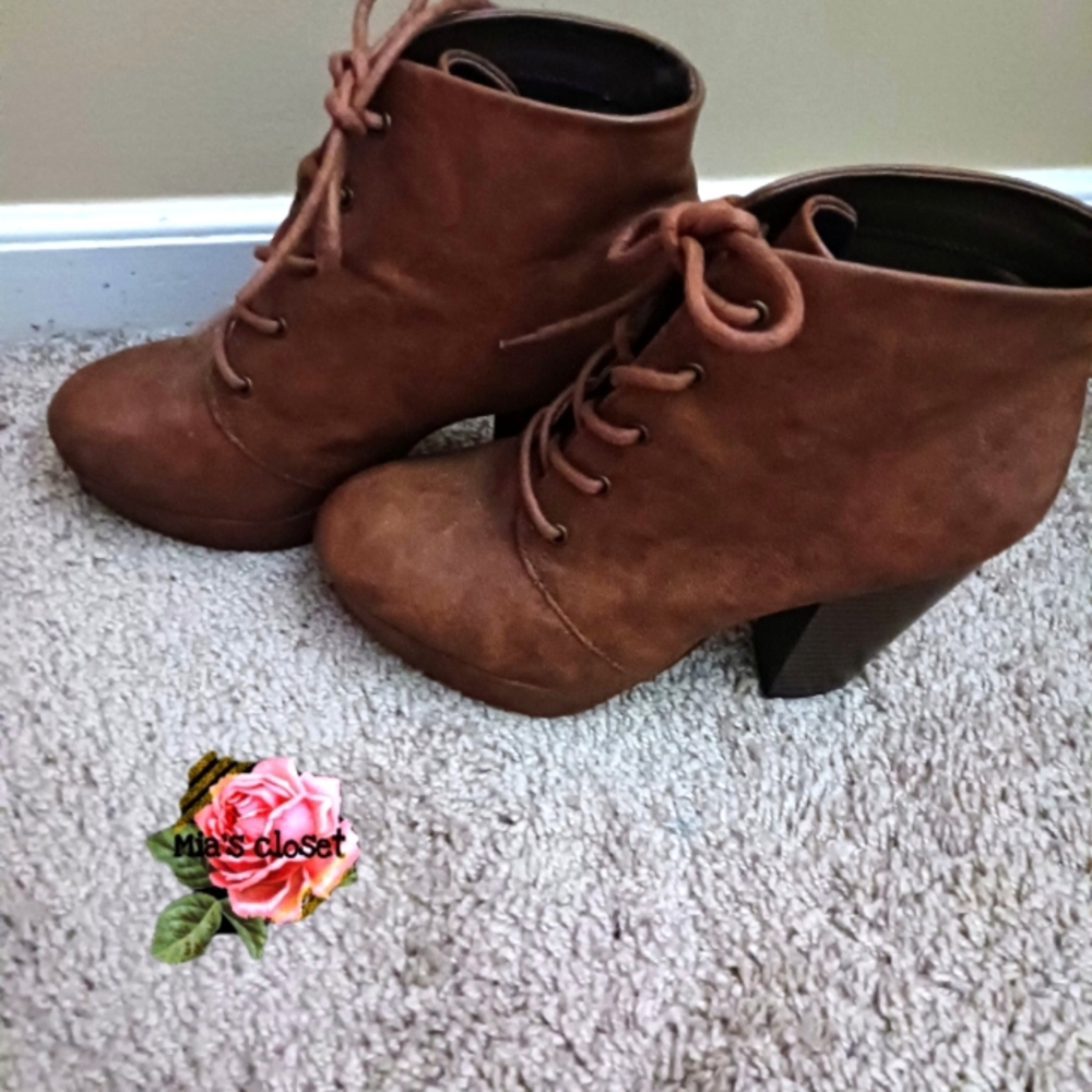 Brown boots